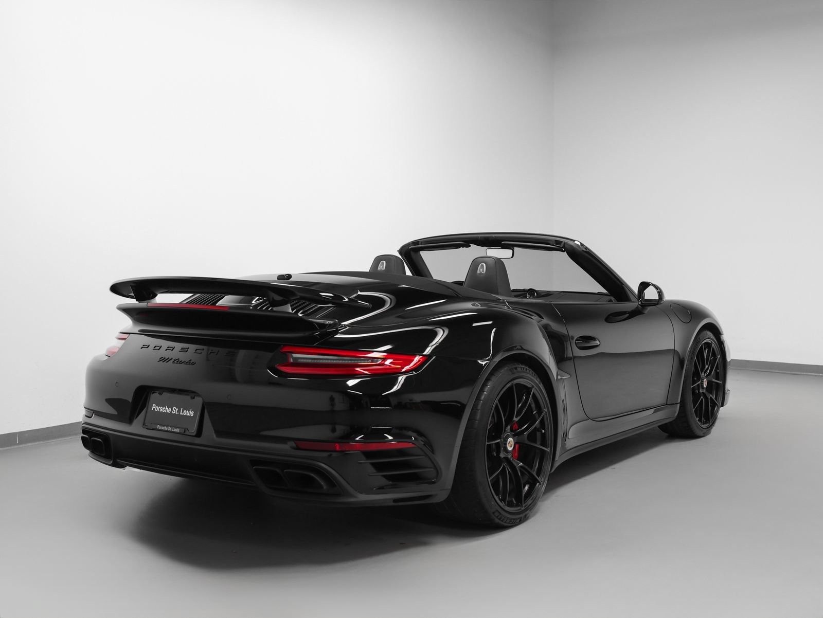 Used 2018 Porsche 911 Turbo AWD/4WD image 14