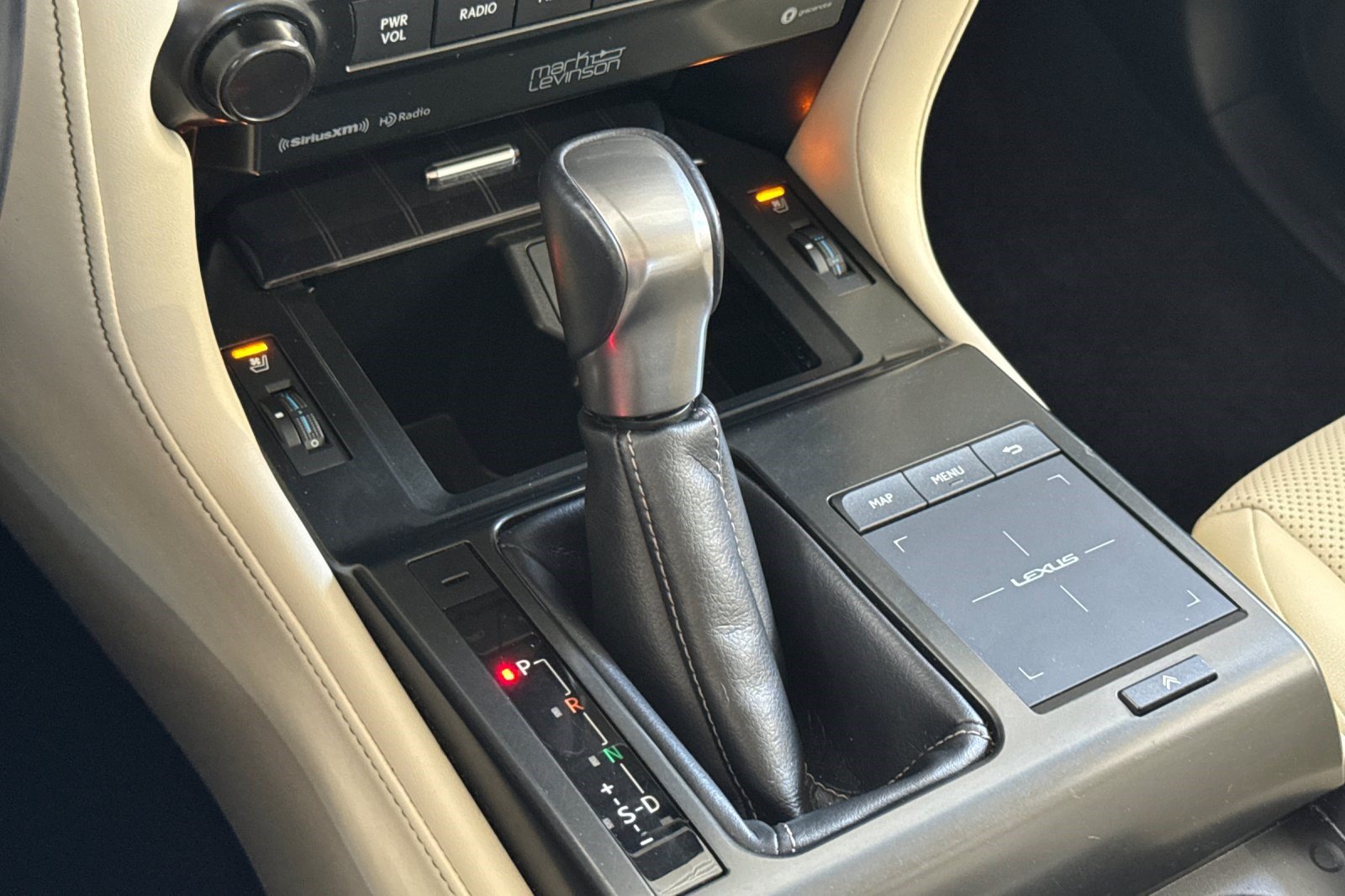 Certified 2022 Lexus GX 460 Premium AWD/4WD image 29
