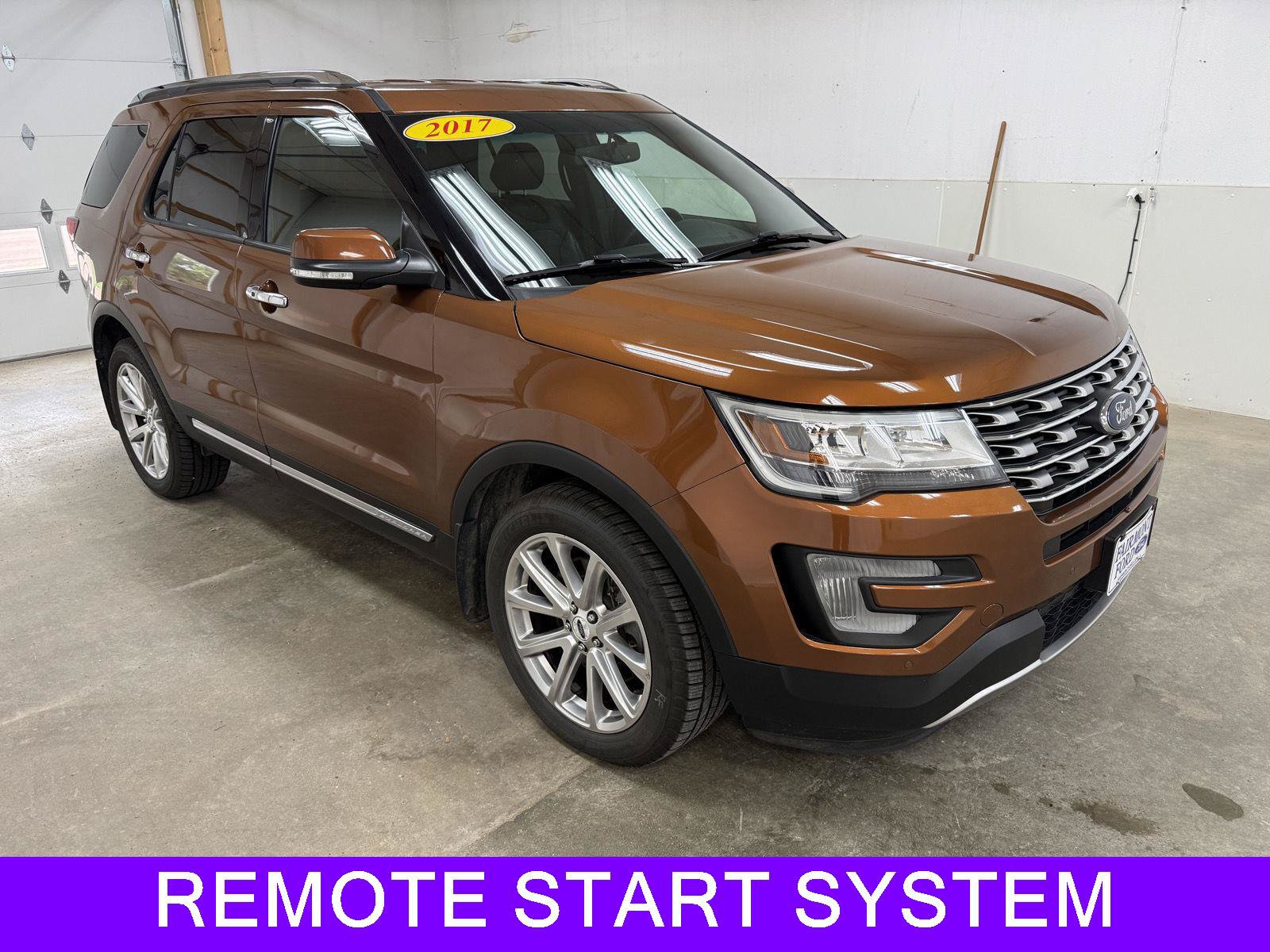 Used 2017 Ford Explorer Limited AWD/4WD image 2