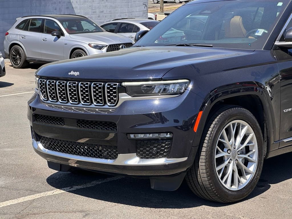 Used 2024 Jeep Grand Cherokee L Summit w/ Luxury Tech Group V image 43