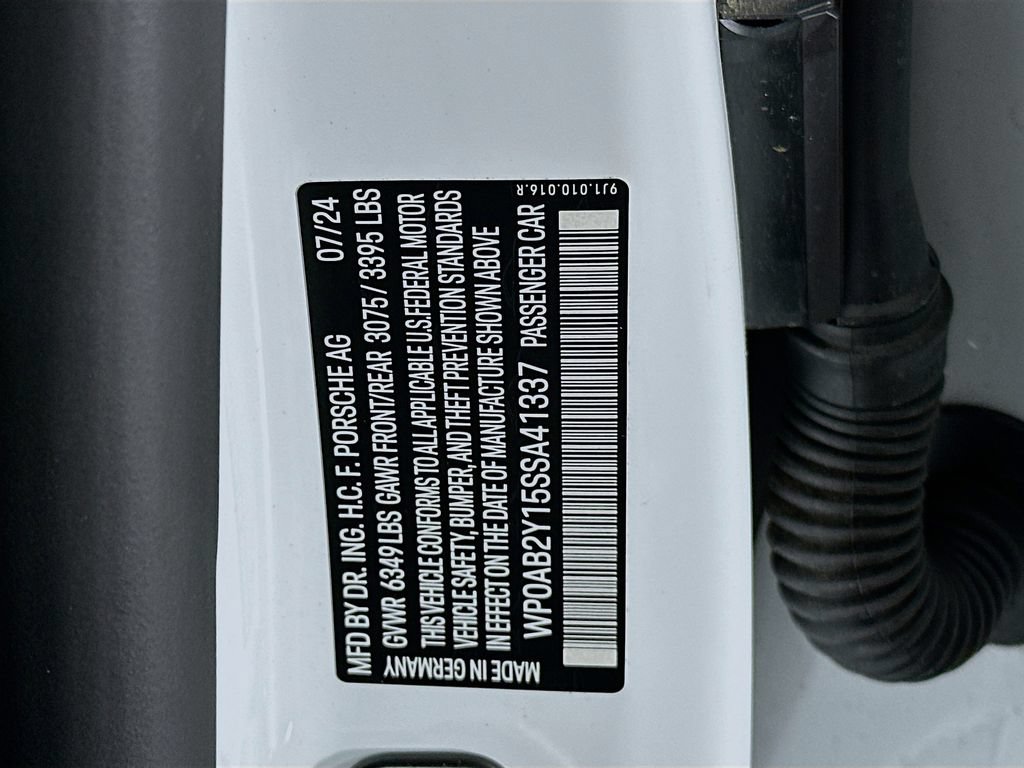 New 2025 Porsche Taycan 4S AWD/4WD image 35