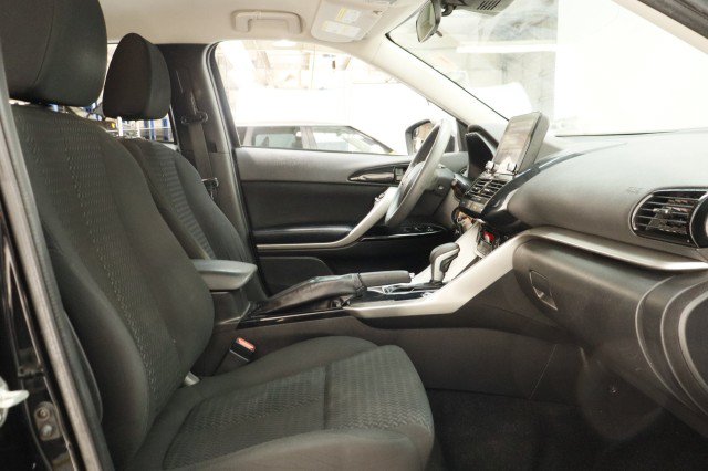 Used 2023 Mitsubishi Eclipse Cross LE AWD/4WD image 22