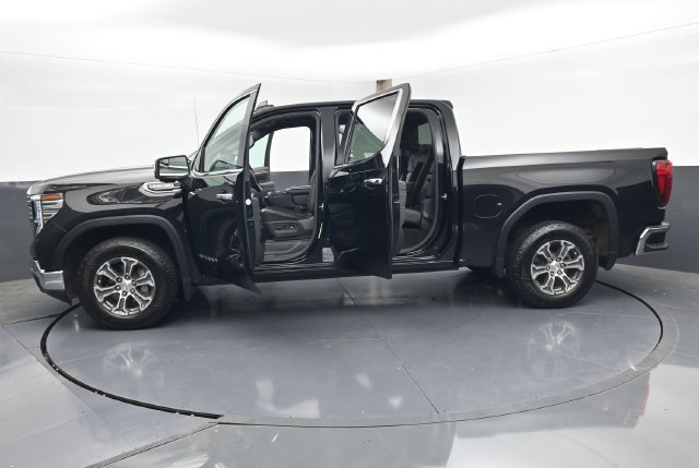 Used 2025 GMC Sierra 1500 SLT RWD image 45