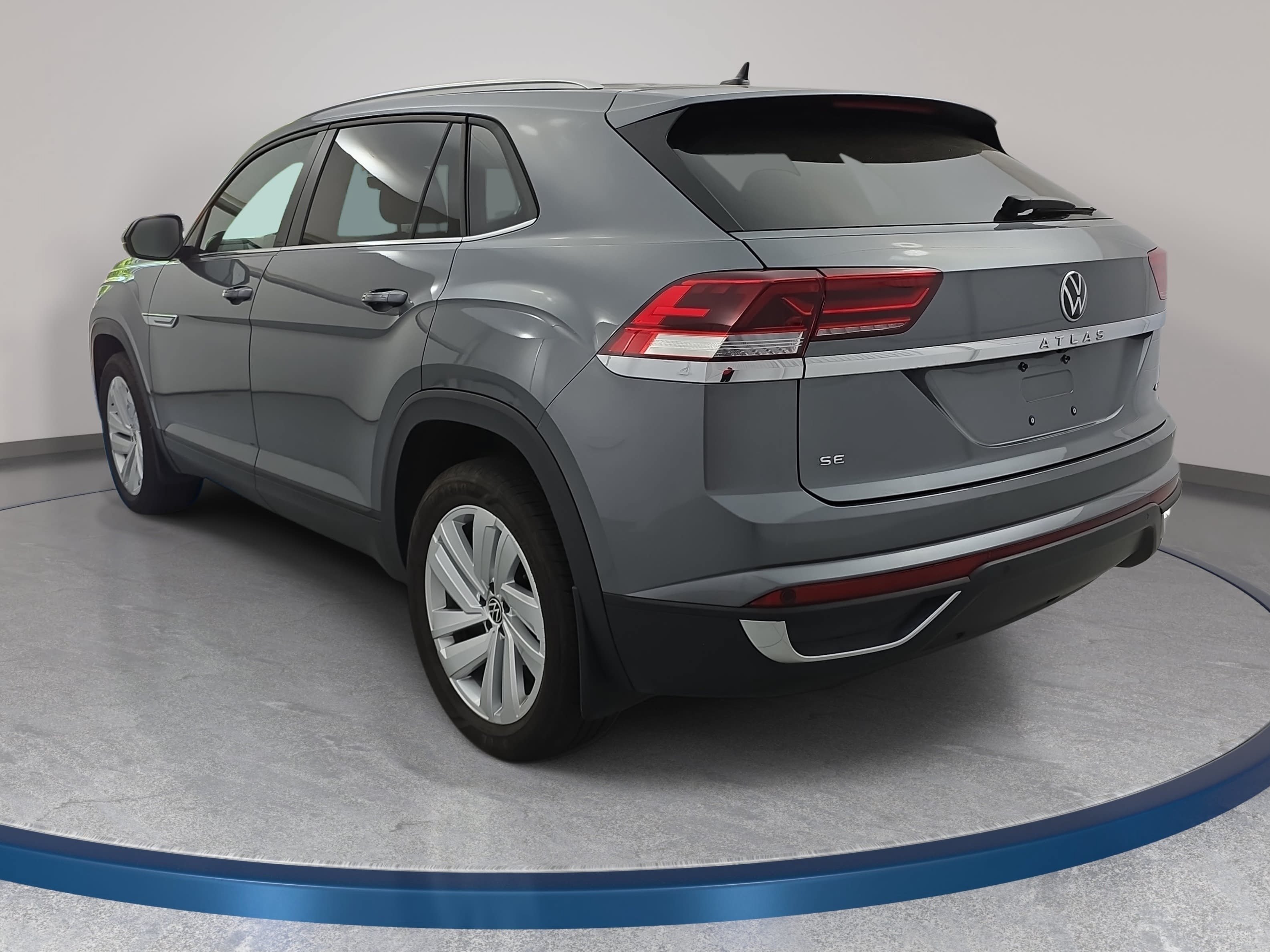Certified 2023 Volkswagen Atlas Cross Sport SE AWD/4WD image 7