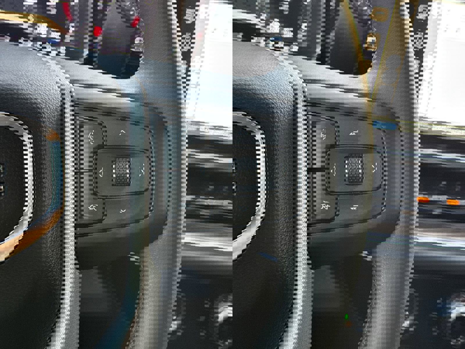 Used 2024 GMC Sierra 1500 Elevation image 20