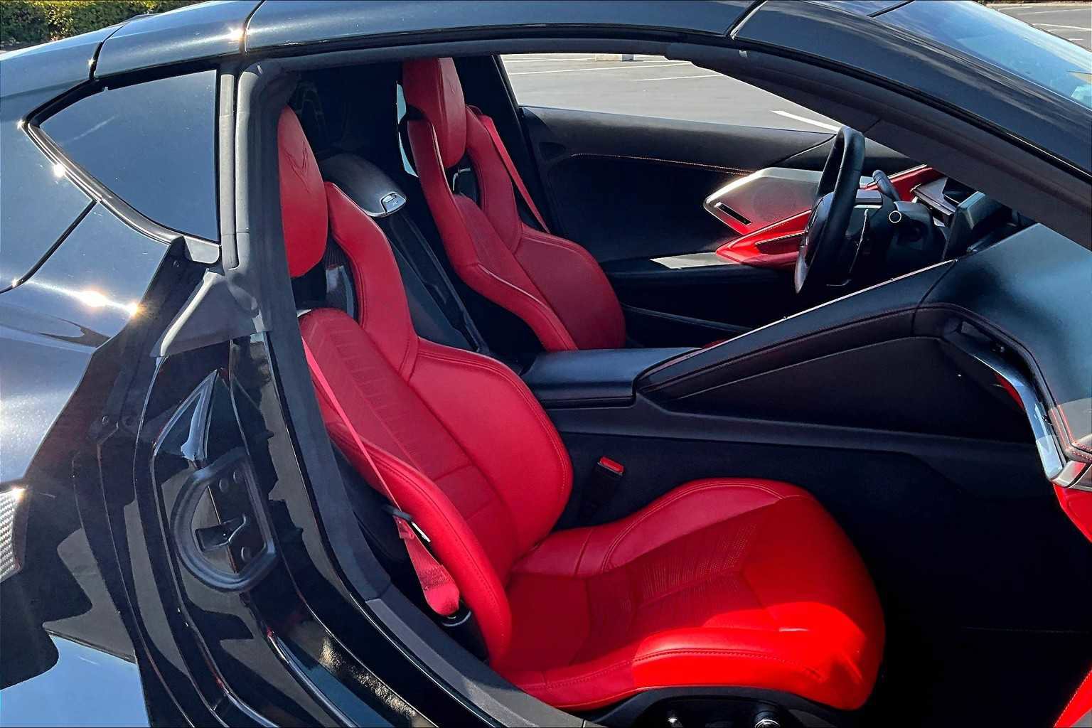Used 2023 Chevrolet Corvette Stingray Premium Cpe w/ Z51 Performance Package image 10