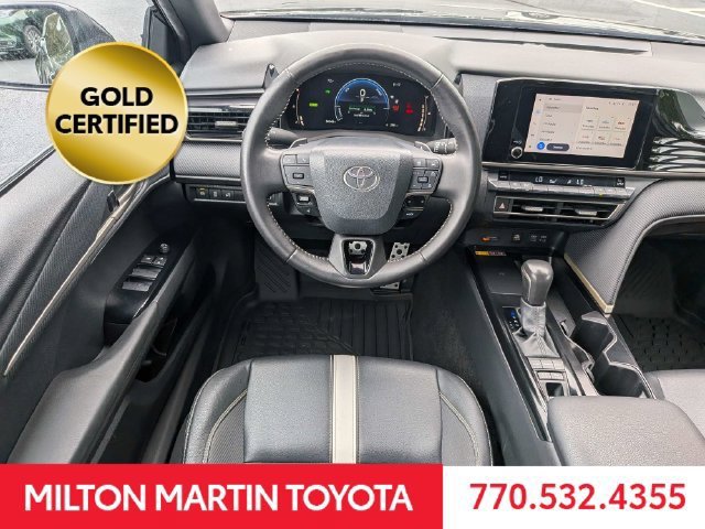 Used 2025 Toyota Camry SE FWD image 14