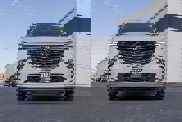 Used 2024 Buick Enclave Premium image 32