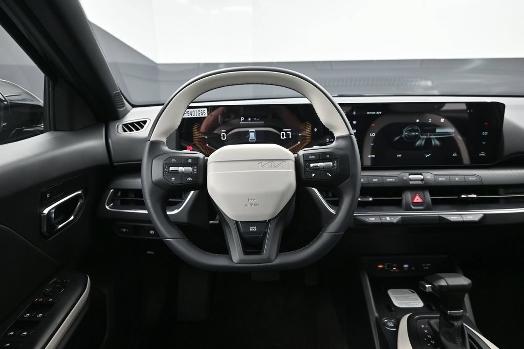 New 2026 Kia K4 GT-Line FWD image 32