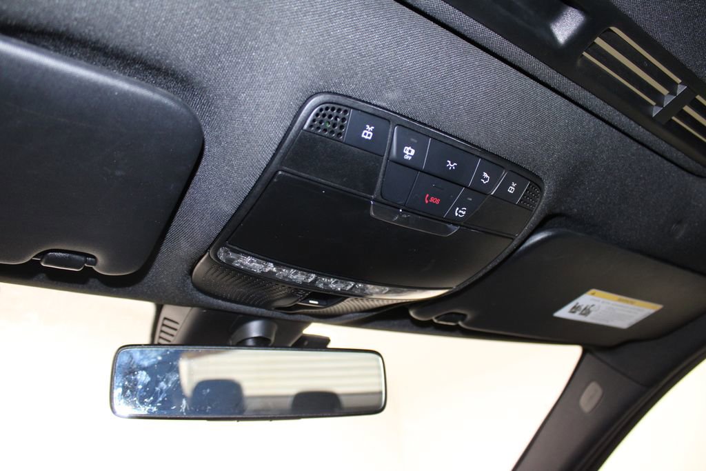 Used 2019 Mercedes-Benz C 300 Sedan image 37