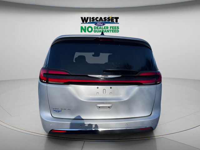 Used 2024 Chrysler Pacifica Touring-L FWD image 25
