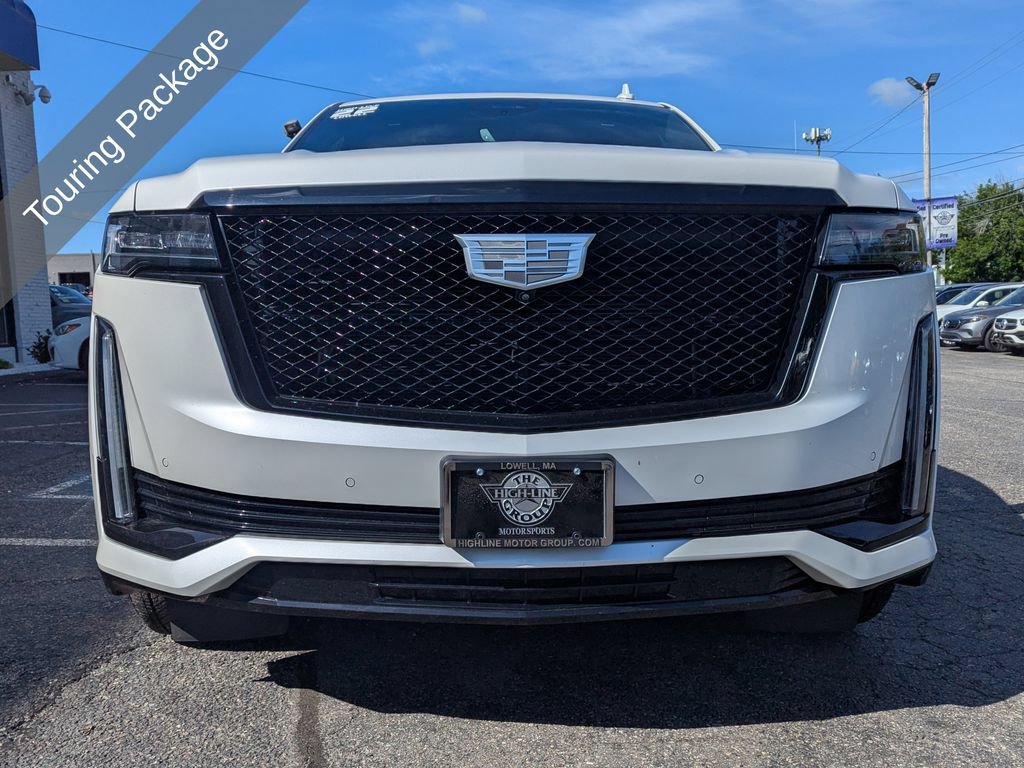 Used 2022 Cadillac Escalade ESV Sport Platinum AWD/4WD image 5