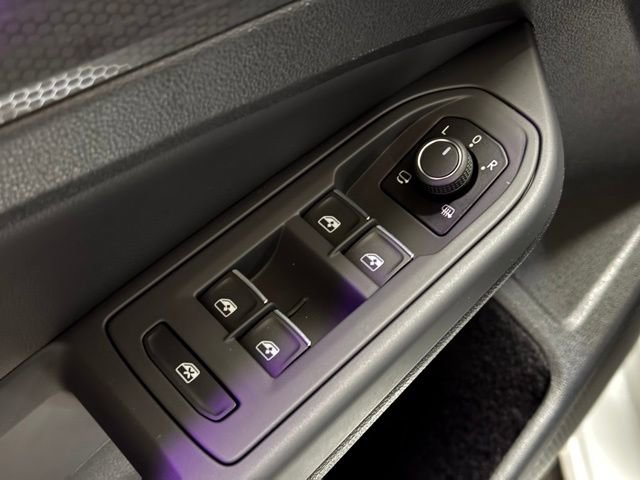 Used 2024 Volkswagen GTI SE image 15