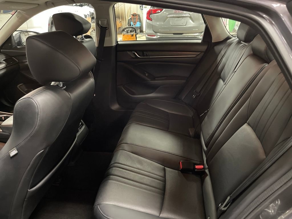 Used 2018 Honda Accord EX-L image 24