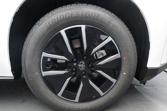 New 2026 Toyota bZ FWD image 17