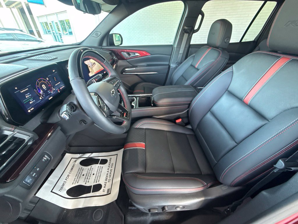 Used 2026 Chevrolet Traverse RS w/ LPO, Floor Liner Package FWD image 31