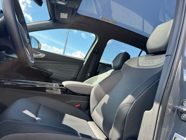 Used 2024 Volkswagen ID.4 Pro S image 9