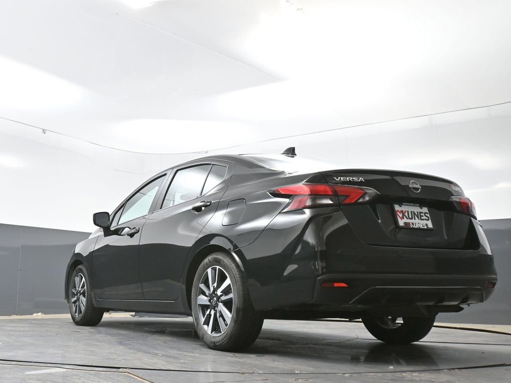 Used 2025 Nissan Versa SV FWD image 47
