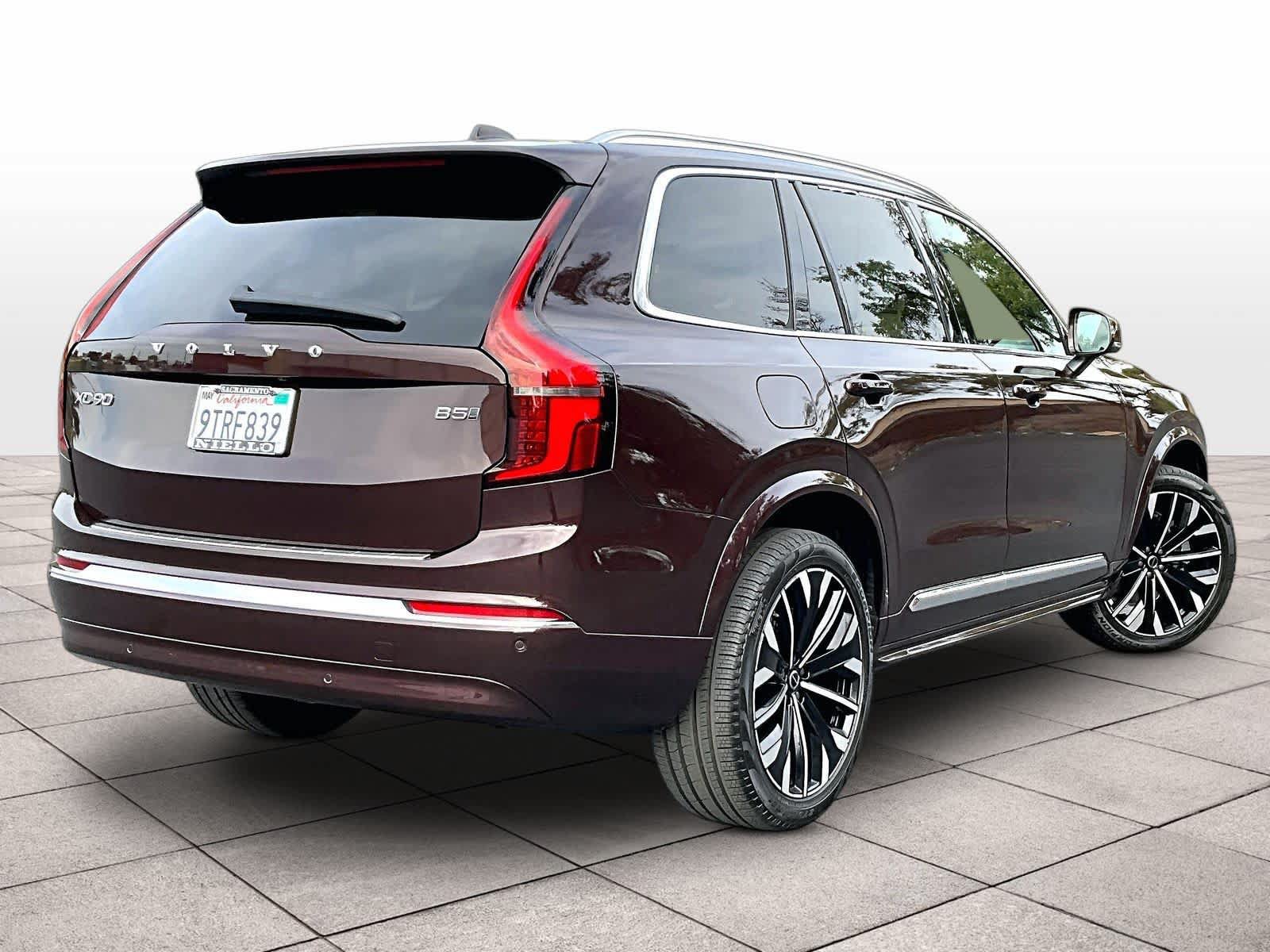 Used 2025 Volvo XC90 B5 Core w/ Protection Package Premier AWD/4WD image 15