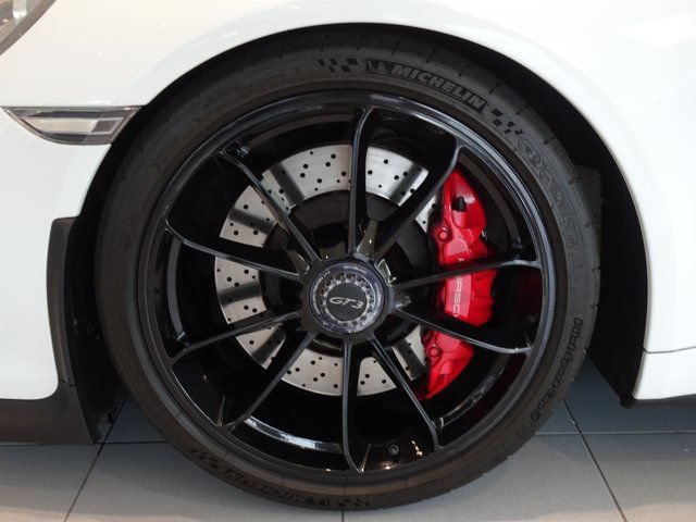 Used 2014 Porsche 911 GT3 RWD image 26