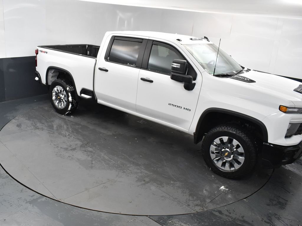 Used 2025 Chevrolet Silverado 2500 Custom w/ Custom Value Package image 37