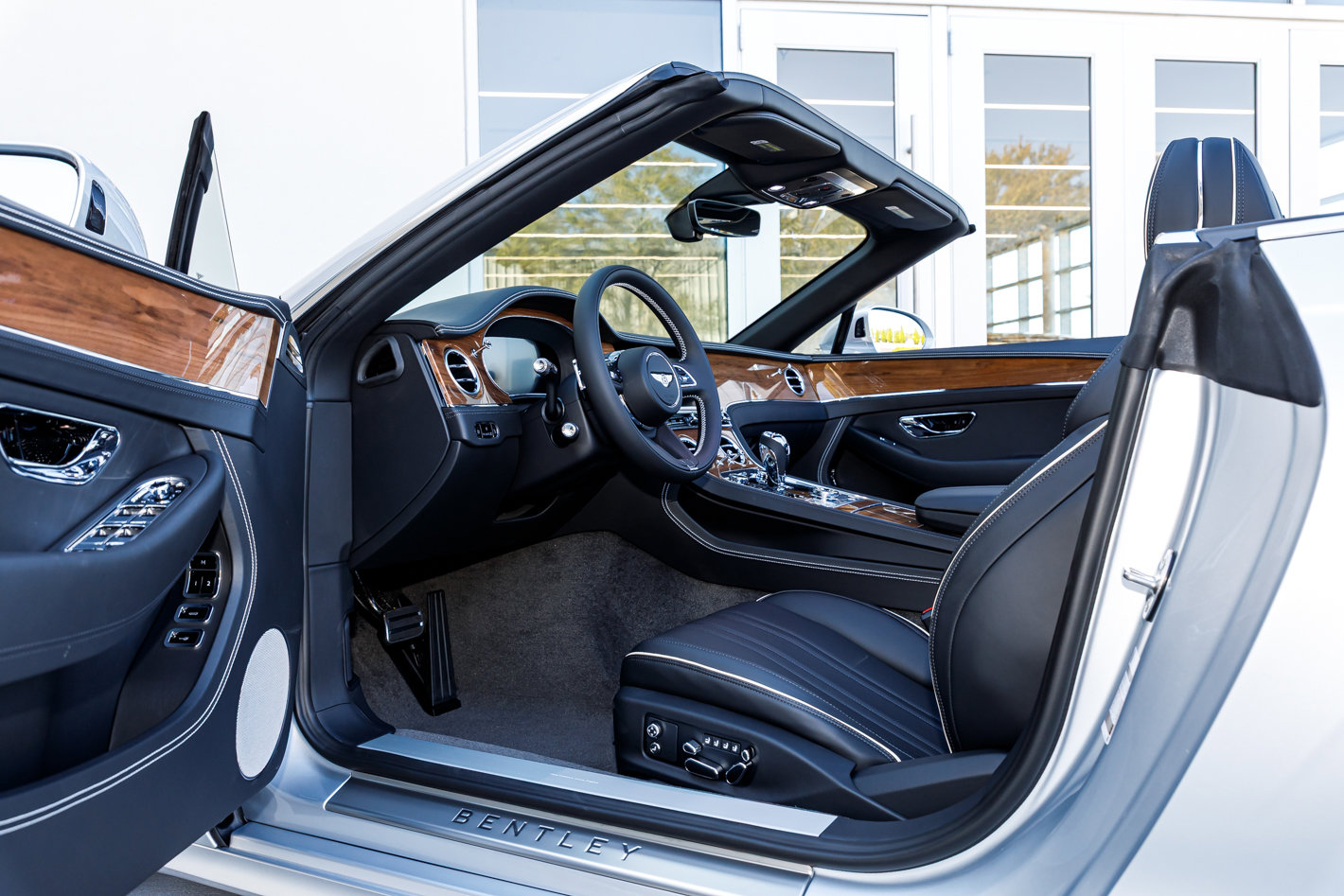 New 2026 Bentley Continental GTC image 26