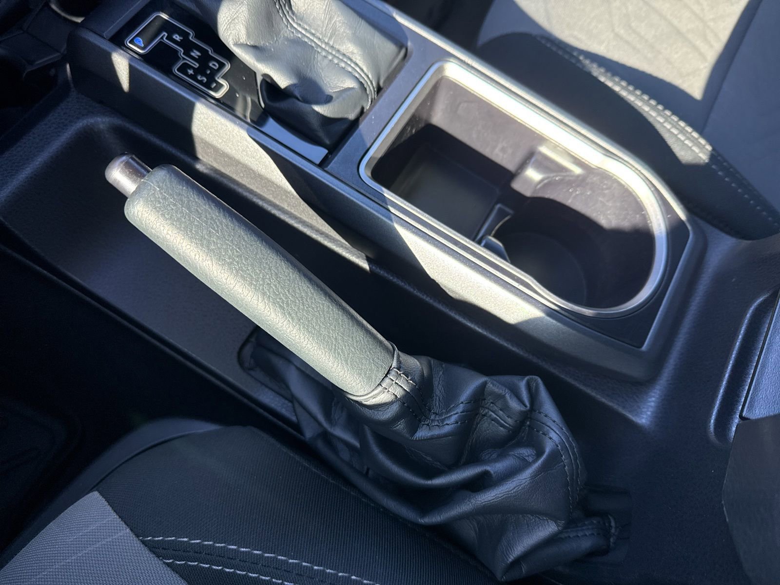 Used 2022 Toyota Tacoma TRD Sport image 24