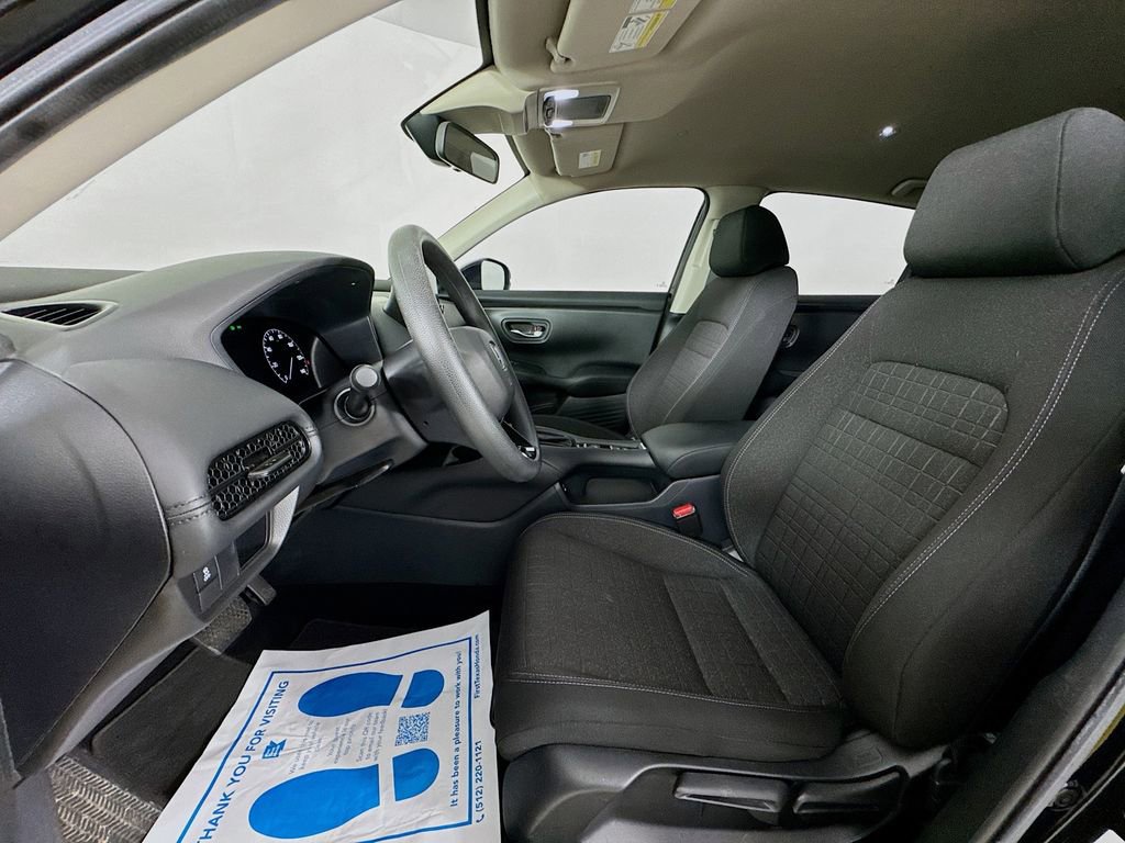 Used 2024 Honda HR-V LX image 25