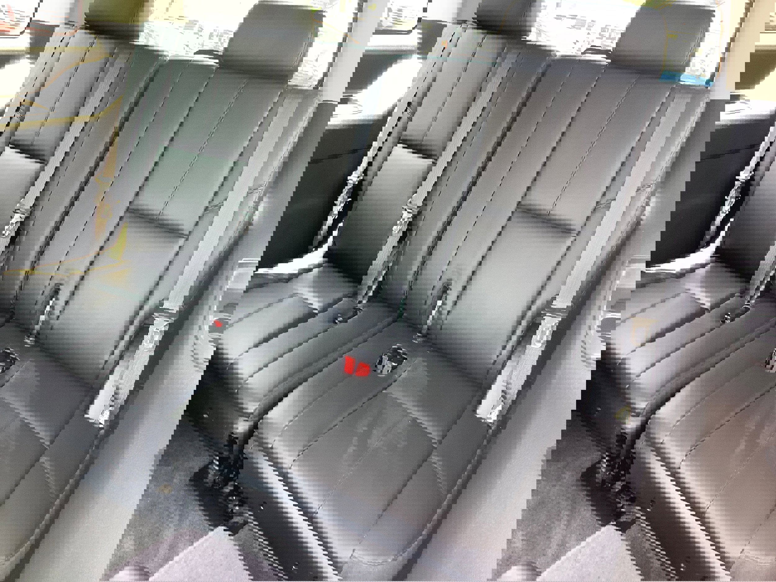 Used 2013 GMC Yukon SLT image 13