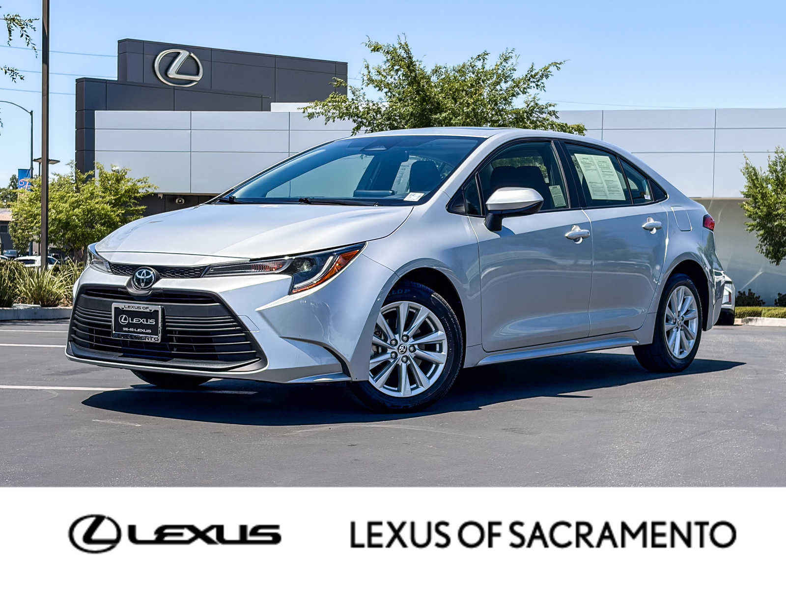 Used 2023 Toyota Corolla LE w/ LE Premium Package FWD image 1
