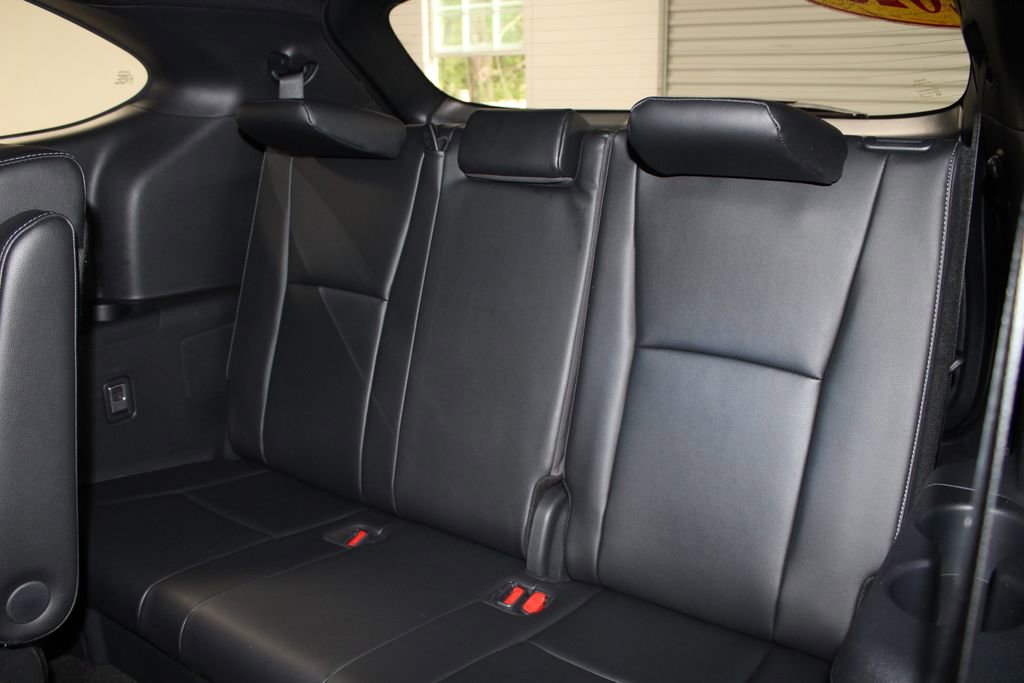 Used 2025 Toyota Highlander XSE image 27