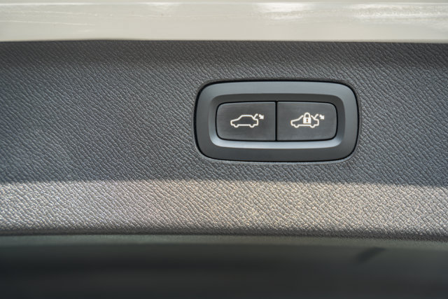 Used 2021 Volvo XC90 T6 Inscription w/ Protection Package Premier AWD/4WD image 13