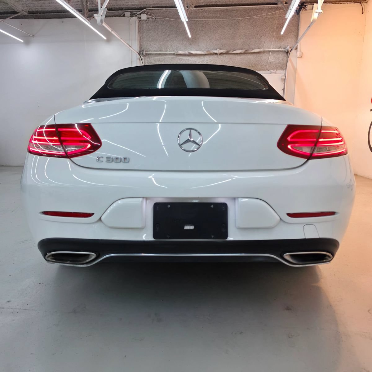 Used 2018 Mercedes-Benz C 300 Cabriolet image 12