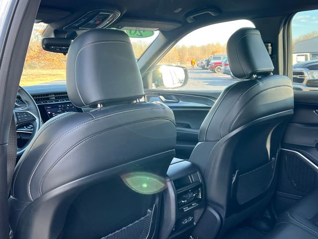 Certified 2022 Jeep Grand Cherokee Altitude image 33