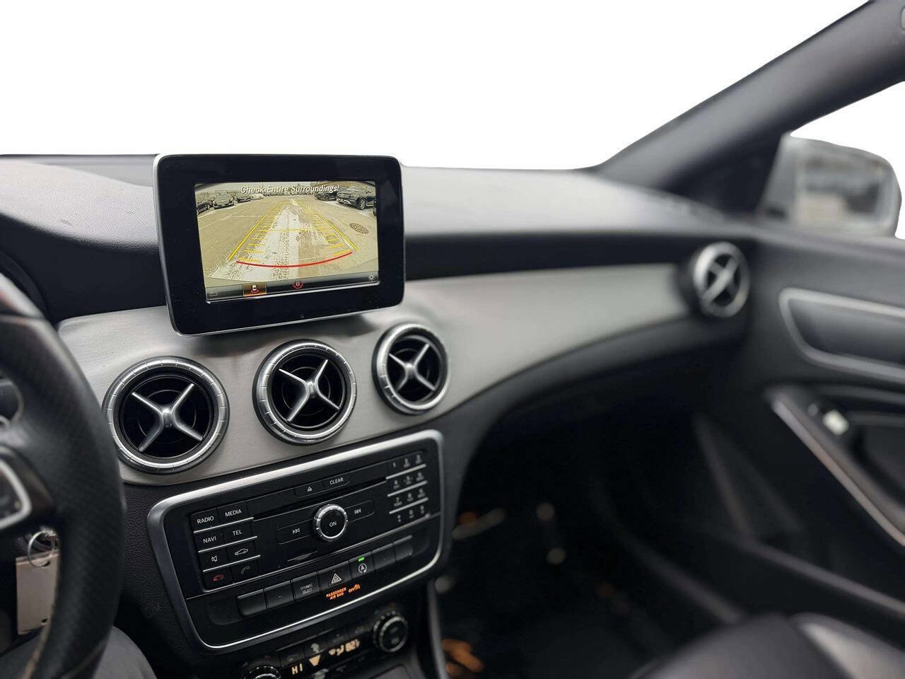 Used 2016 Mercedes-Benz CLA 250 image 21