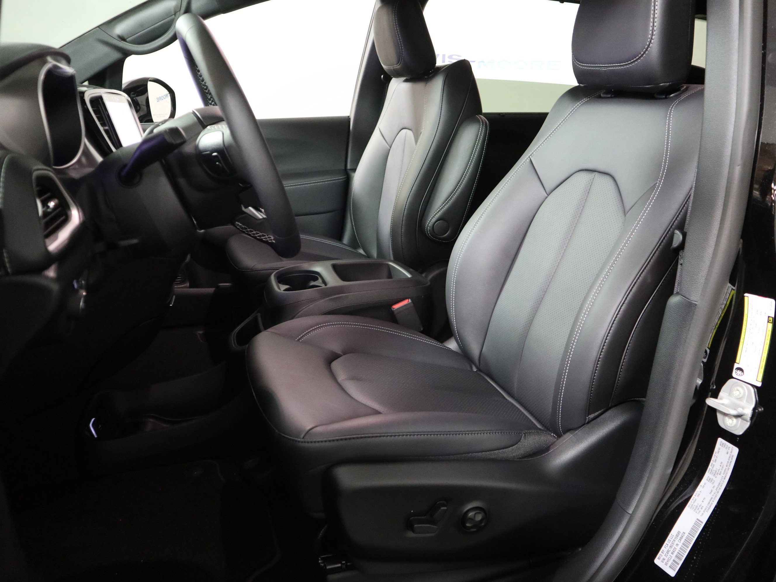 New 2026 Chrysler Pacifica Select image 23