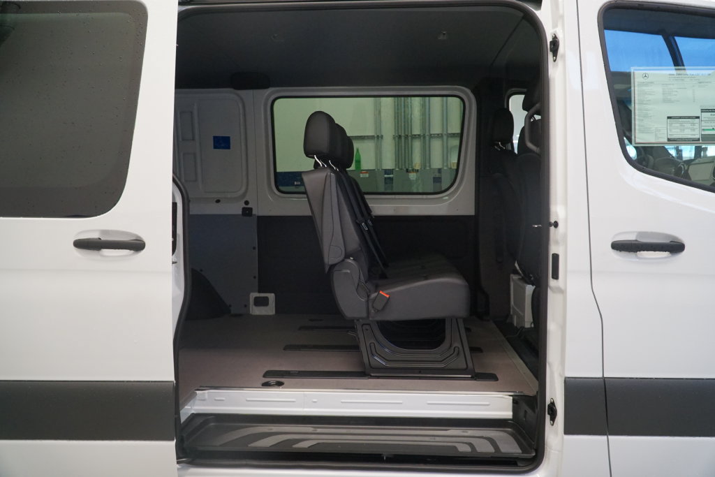 New 2026 Mercedes-Benz Sprinter 2500 image 12