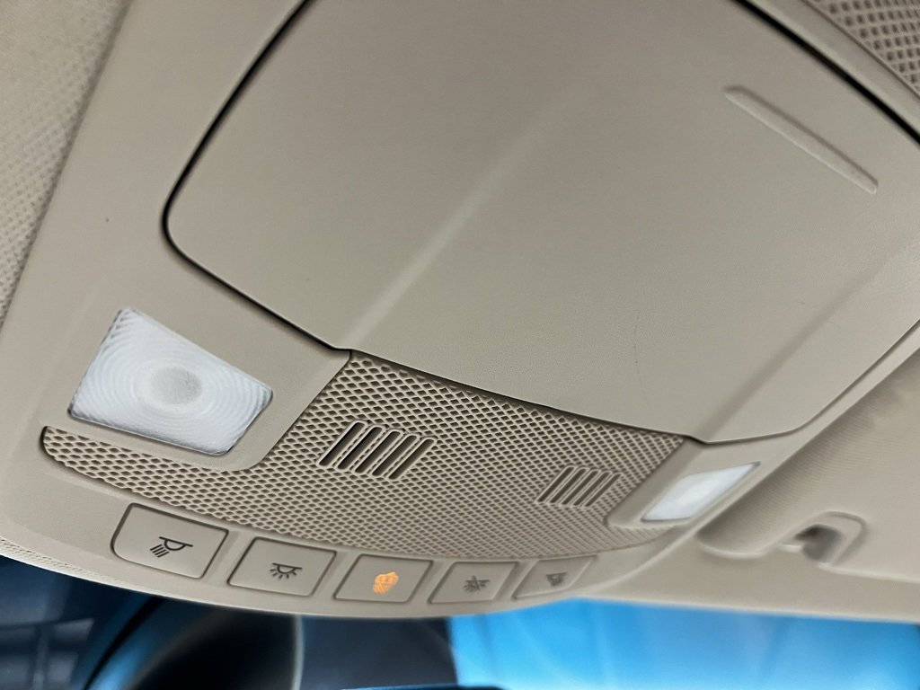 Used 2019 Lincoln MKZ Premiere image 43