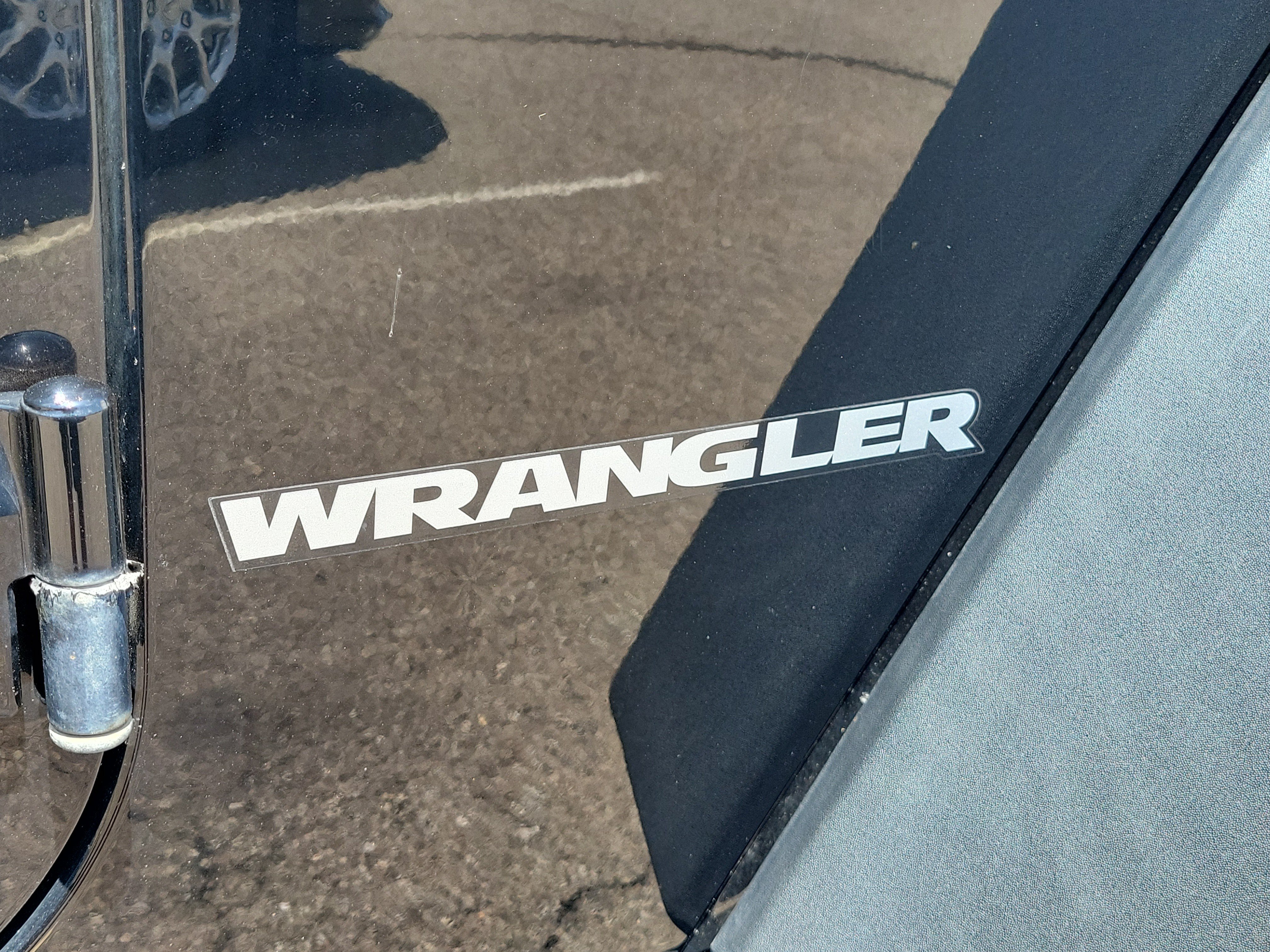 Used 2015 Jeep Wrangler Rubicon w/ Power Convenience Group AWD/4WD image 6
