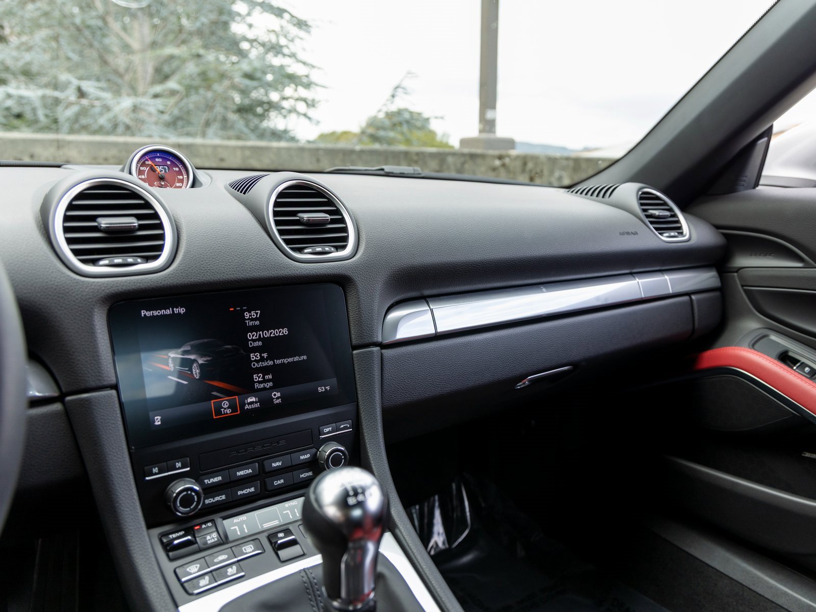 Certified 2025 Porsche 718 Boxster S image 36