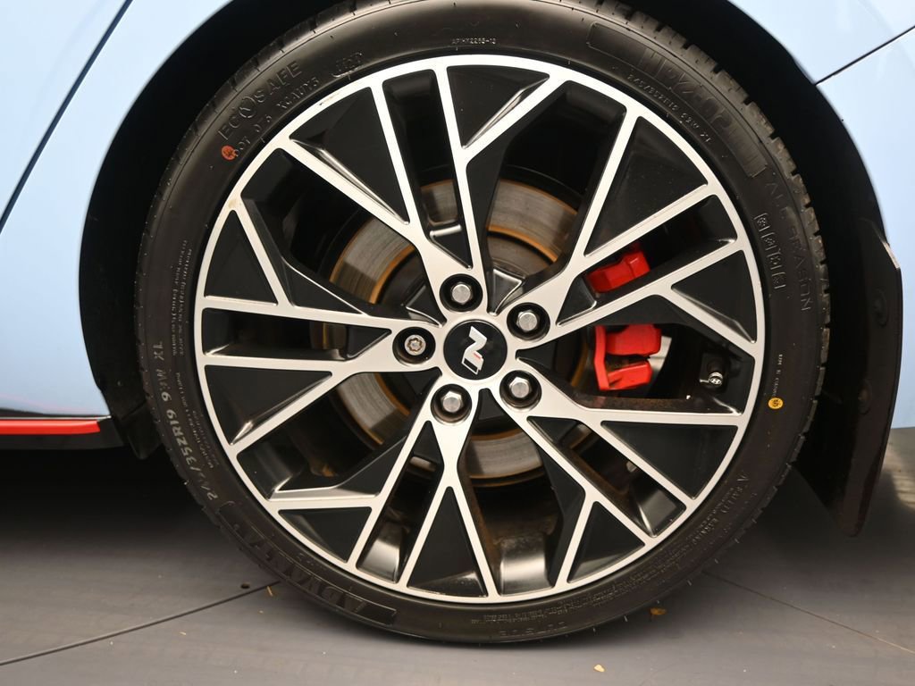 Used 2023 Hyundai Elantra N image 10