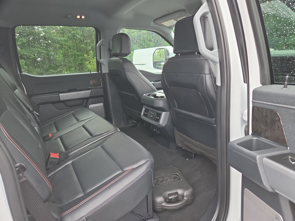 Used 2024 Ford F250 Lariat w/ Sport Appearance Package AWD/4WD image 18