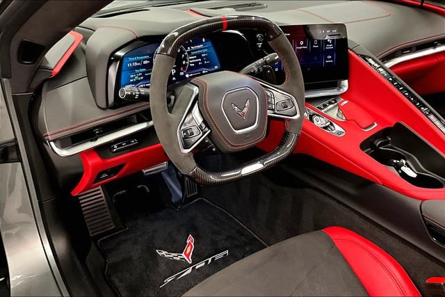 Used 2024 Chevrolet Corvette Z06 RWD image 15