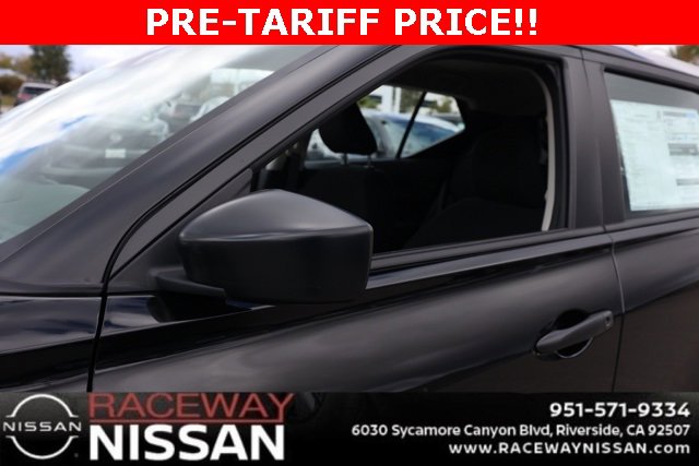 New 2025 Nissan Kicks Play S image 12