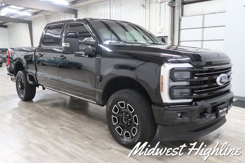 Used 2025 Ford F350 Platinum w/ FX4 Off-Road Package AWD/4WD image 7