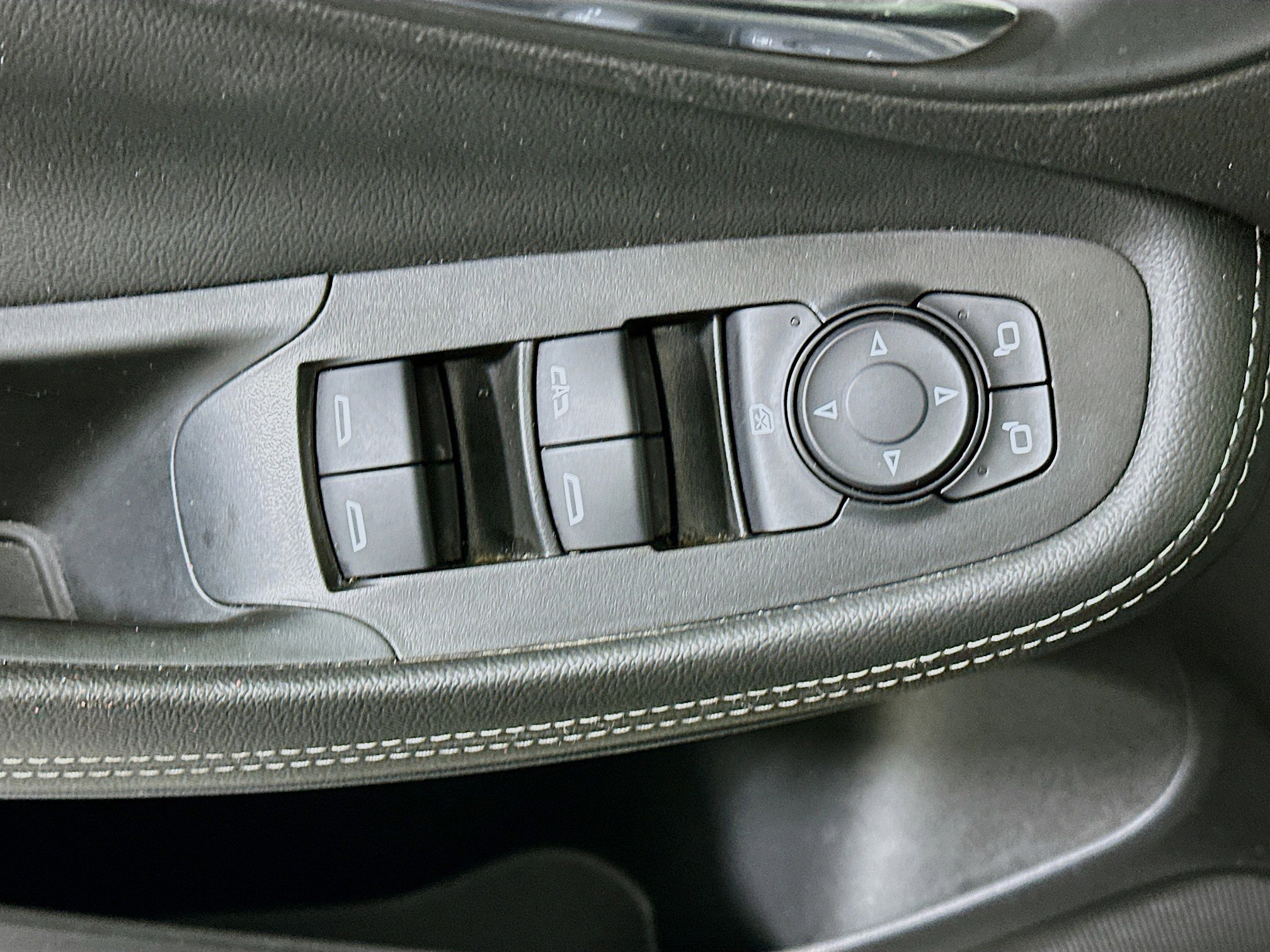 Used 2025 Buick Encore GX Preferred FWD image 15