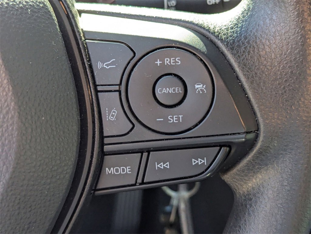 Used 2025 Toyota RAV4 LE image 17