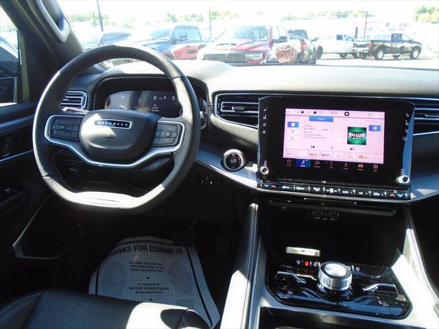 Certified 2025 Jeep Wagoneer Series II w/ Convenience Group I AWD/4WD image 13