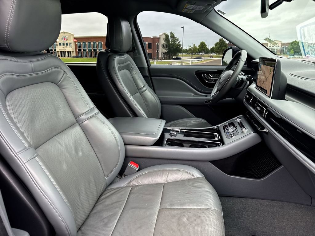 Used 2020 Lincoln Aviator Reserve w/ Equipment Group 201A AWD/4WD image 26