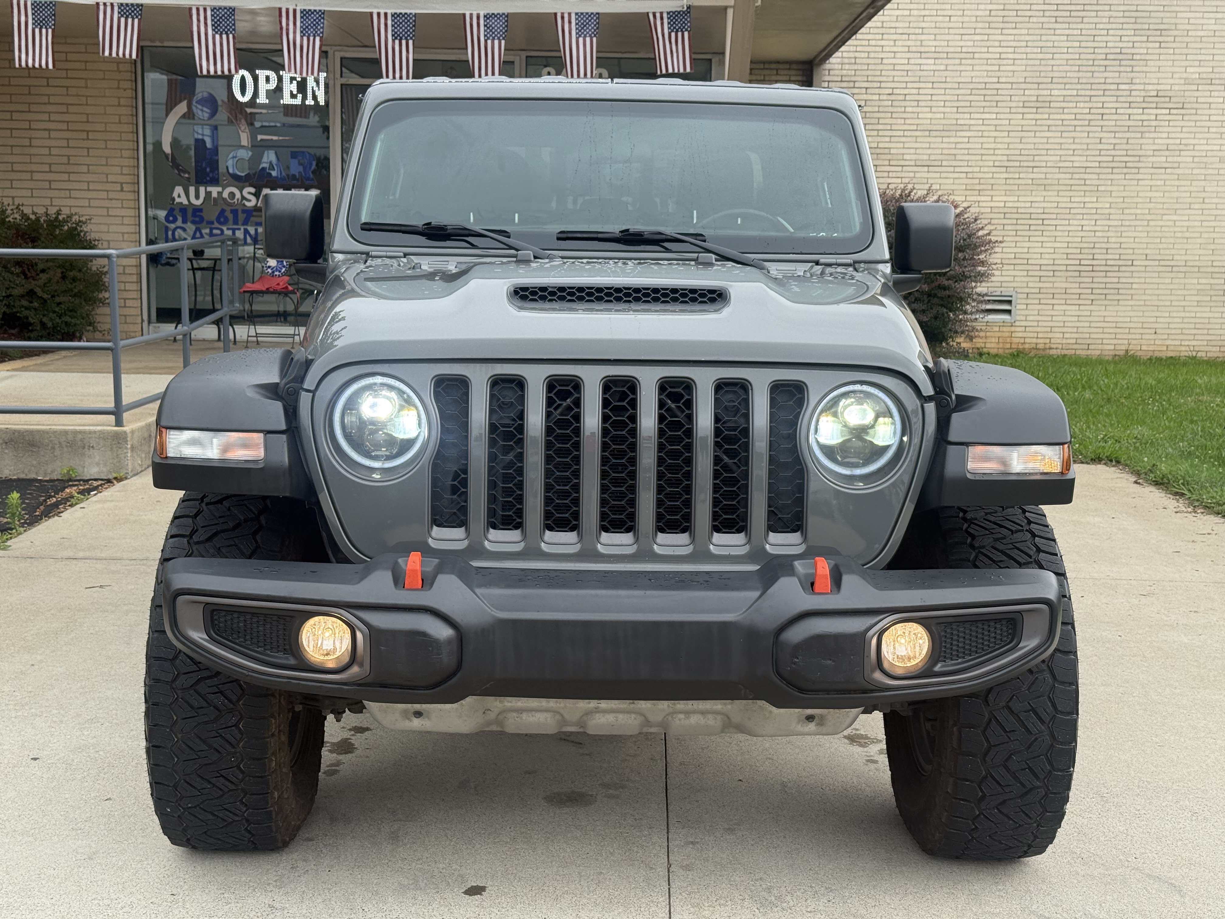 Used 2021 Jeep Gladiator Mojave w/ Trailer Tow Package AWD/4WD image 2